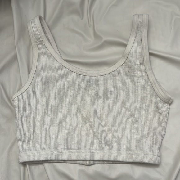 Brandy Melville Top - Picture 2 of 2